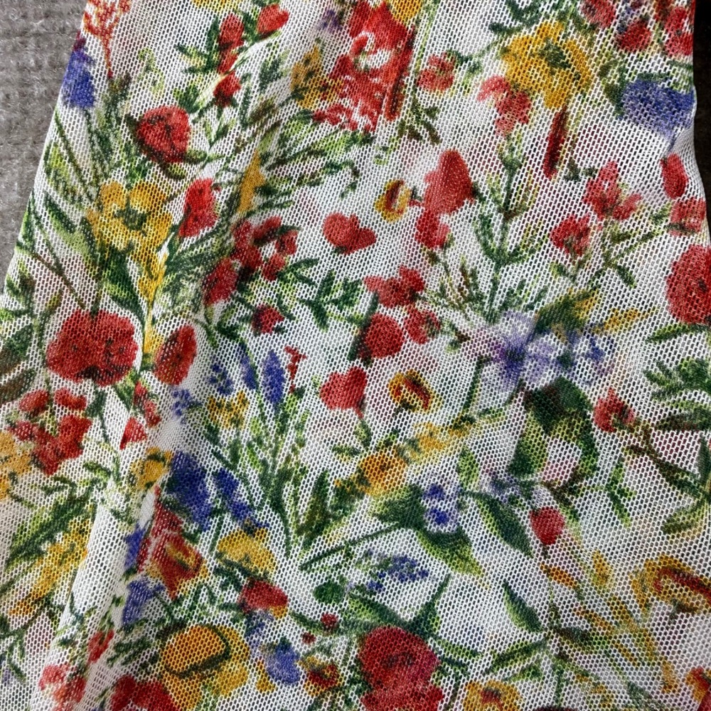 Almost Famous Women Floral Mesh Ruched Crop Top Long Sleeve Smocked Back M Y2K - Picture 8 of 8